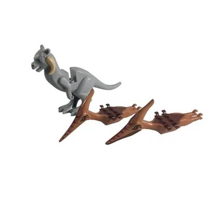 Lot of 3 incomplete Genuine Lego Pieces, 2 pteranodon & tauntaun - Picture 1 of 6