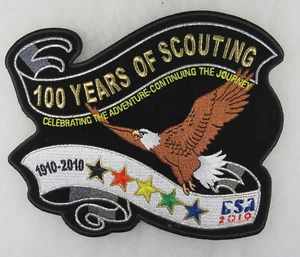 Chaqueta Centennial 2010 8" de ancho parche Boy Scouts of America fondo de fieltro - Imagen 1 de 1