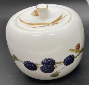 Royal Worcester Wild Harvest Gold Trim Sugar Bowl w Flat Lid - Picture 1 of 7