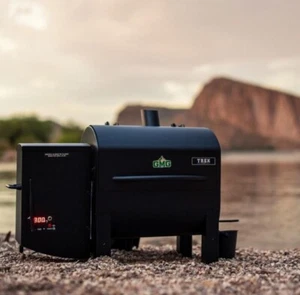 Green Mountain Grills Trek Prime 2.0 WiFi Pellet Grill - Trek Prime - Picture 1 of 8