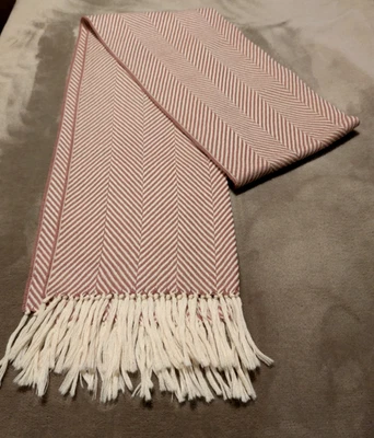 Nuevo con etiquetas Bufanda grande de lana de cordero espiga 18 x 76 Alemania Lord & Taylor de colección Foto 1 de 4