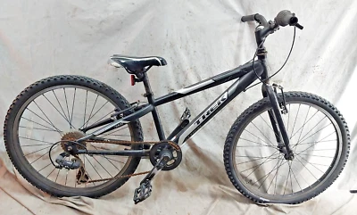 2014 Trek MT200 24" Kids MTB Bike V-Brakes Rigid Black Steel 7 Speed USA Shipper - Image 1 of 4