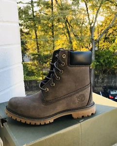 TIMBERLAND WOMEN'S 6-INCH PREM WATERPROOF INTERNAL WEDGE BOOT A12LH. SZ:9.5 - Picture 1 of 7