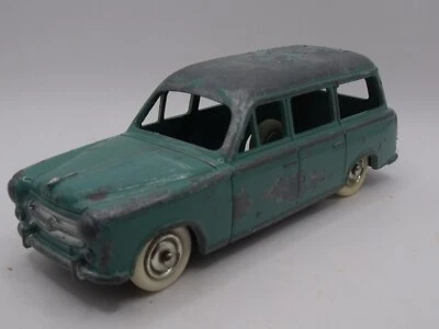 S1 - 1/43  - CIJ - PEUGEOT 403  COMMERCIALE pneus neufs - Photo 1/4
