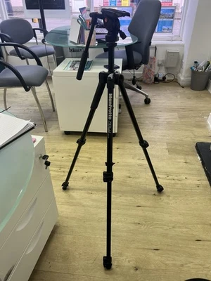 Manfrotto 290 Light 2-Stage Aluminum Tripod with Befree Live Fluid Video Head - Image 1 of 3