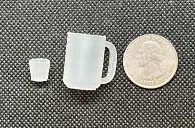 Jarra de cerveza y vaso de leche AEW figura de acción juguete accesorios. Solo pantalla. Foto 1 de 4