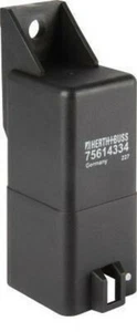 Glow plug relay / control unit For VOLVO V70 / XC90 / XC70 / S50 2001-2010 - Picture 1 of 1
