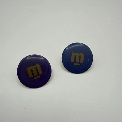 Botones M&M's Vintage Pinback azul púrpura  Foto 1 de 3