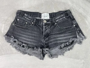Pantalones cortos de mezclilla One Teaspoon para mujer negros grises dobladillo desgastado talla 28 - Imagen 1 de 18