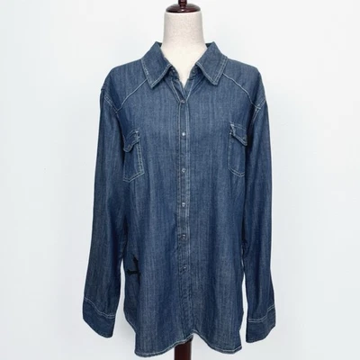 Top de mezclilla a presión de perlas cambray XXL azul con cuello abotonado tachonado occidental Foto 1 de 4