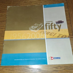 Folleto/catálogo 1956-2006 CORGI TOYS CELEBRANDO 50 ANIVERSARIO - Imagen 1 de 4