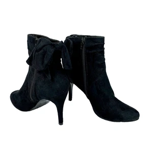 Size 9.5 Newport News Stiletto Heel Zip Booties with Bow Black - Picture 1 of 12