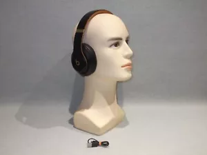 Oryginalne bezprzewodowe słuchawki nauszne Beats by Dr. Dre Studio 3 z redukcją szumów - Zdjęcie 1 z 13