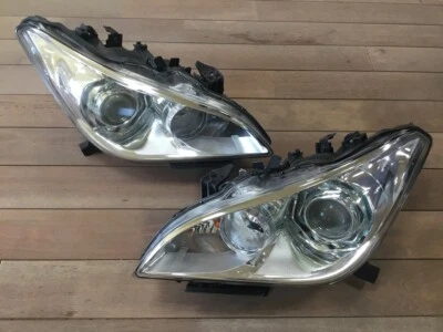 Nissan Fuga Y51 Infiniti M37 Headlight Set KOITO 100-23041 - Image 1 of 4