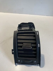Honda Cr-V Air Vent Front Left 9764M0010 Genuine 2.2 Ctdi 2009 - Picture 1 of 7