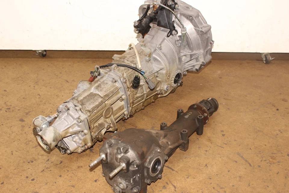 Subaru Impreza WRX 2004-2007 turbo transmisión manual trasera diferencial JDM EJ205 Foto 1 de 4