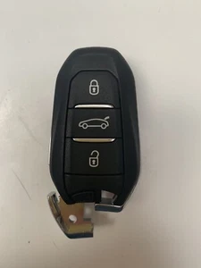 DS4, DS5 hands Free Smart Card Genuine Brand New - Picture 1 of 2