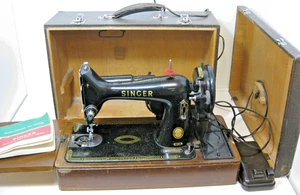Singer Sewing Machine Electric 99K in Mock Crocodile Suitcase - Picture 1 of 24