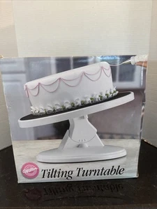 Wilton Tilt-N-Turn Ultra Cake Turntable and Cake Stand 12" Diameter 7" High - Picture 1 of 4
