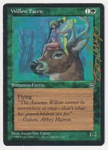 Gold Signed Willow Faerie MP Homelands Artist Susan Van Camp 1995 WOTC MTG Magic - Picture 1 of 2