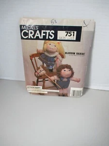 McCall's Crafts #751 Blossom Babies & Wardrobe Pattern 18" Doll VTG UNCUT - Picture 1 of 3