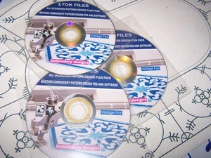 JANOME und andere , 170000 Embroidery Designs Stickmuster 3X CD ROM - Bild 1 von 1