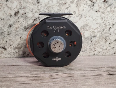 Carrete de pesca con mosca Ross Gunnison G-4. Hecho en USA. Negro mate Foto 1 de 4