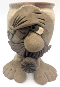 Tazza Ugly Funny Face Standing Pirate Eyepatch baffi sigaro Robert Karlinsey 3D - Foto 1 di 13