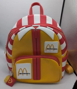 Loungefly McDonalds Cosplay Mini Rucksack - Bild 1 von 7