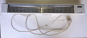 AKO Wickeltisch Badheizer Heizstrahler 230 V 500w Typ By 800 - Bild 1 von 11