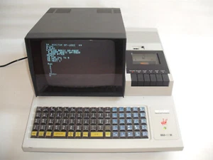 Sharp MZ-80K inkl. Bedienungsanleitung und org. BASIC Kassette. SAMMLERZUSTAND! - Afbeelding 1 van 17