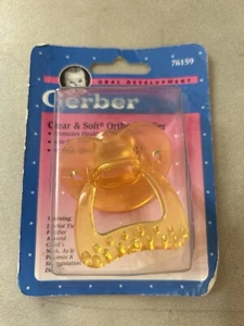 Vintage Gerber Baby Pacifier Yellow One Piece 1997 Orthodontic Nipple - Picture 1 of 4