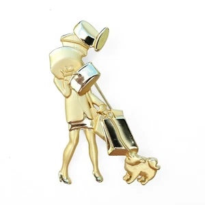 Broche firmado por AJC Shopping Girl tono dorado - Imagen 1 de 5