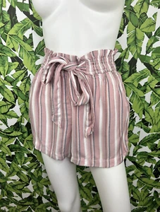 ¡NUEVO CON ETIQUETAS! Pantalones cortos para mujer Hollister ultra altos talla XS cintura elástica a rayas - Imagen 1 de 8