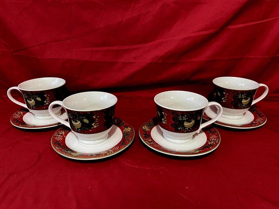 Gibson Boughs Of Holly 8 Piece Set Of 4 Each Christmas Holiday Cups & Saucers - Image 1 of 3