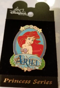Prendedor retirado Sirenita serie retrato princesa Ariel Disney**   - Imagen 1 de 5