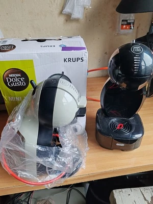 2 Nescafé Dolce Gusto Mini Me Macchina Da Caffè a Capsule  - Immagine 1 di 2