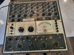 Antique B&K Model 700 Dynamic Mutual Conductance Tube Tester - Powers On - Picture 1 of 8