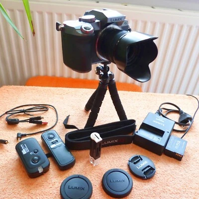 XXL SET Lumix DMC G7K l 14x42mm System Kamera FullHD 4K Video WLAN Schwenk LCD - Bild 1 von 4