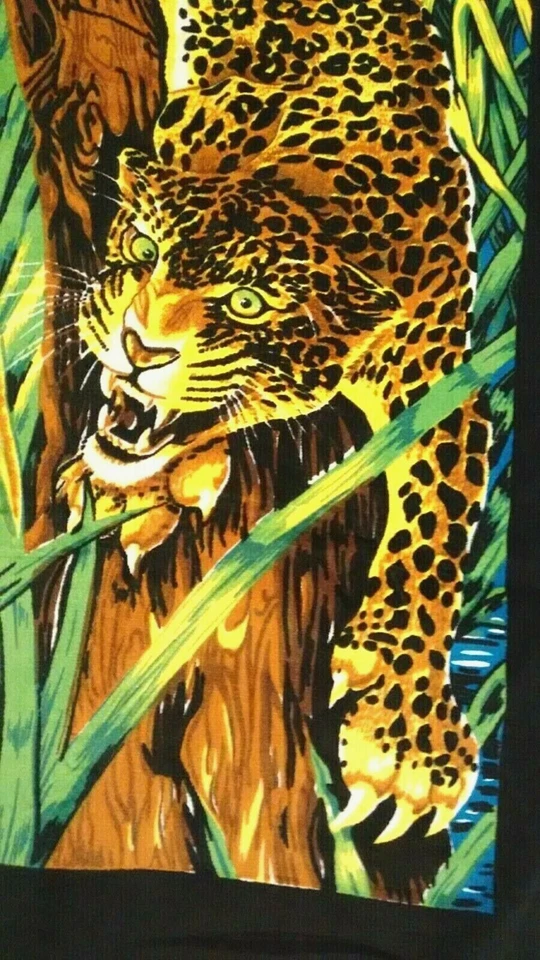 Toalla de playa de baño con estampado de animales feroces salvajes guepardos leopardos selva SIN USAR Foto 1 de 4