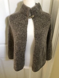 Doncaster Women's Tan Brown Cape Shawl Sweater Toggle Button Sz M Wool Angora - Picture 1 of 5