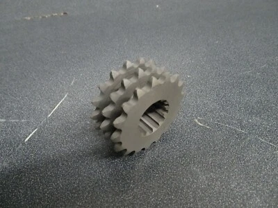 全新 YAMAHA 原始设备制造商 链条 TENSIONER 轮子,PHAZER,EXCITER I,II,LE 8U9-47613-02-00  — 第 1/3 张图片