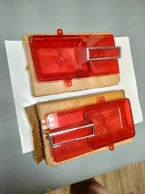 Lentes exteriores lámpara trasera Mopar NOS 63 Dodge 330/440 Station Wagon Foto 1 de 3