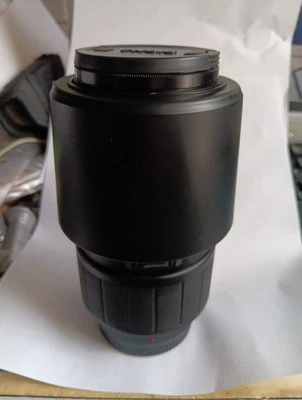 Sigma 70-300mm 1:4-5.6 DL Macro Lens For MINOLTA AF - Image 1 of 4