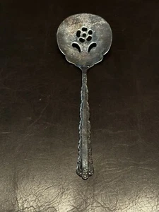 Oneida 1881 Rogers BELLFONTAINE  Tomato Server 7” Silverplate 1973 - Picture 1 of 9