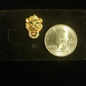 Vintage SAL Gold tone Door knocking Lion Head Rhinestone Lapel Pin - Picture 1 of 12