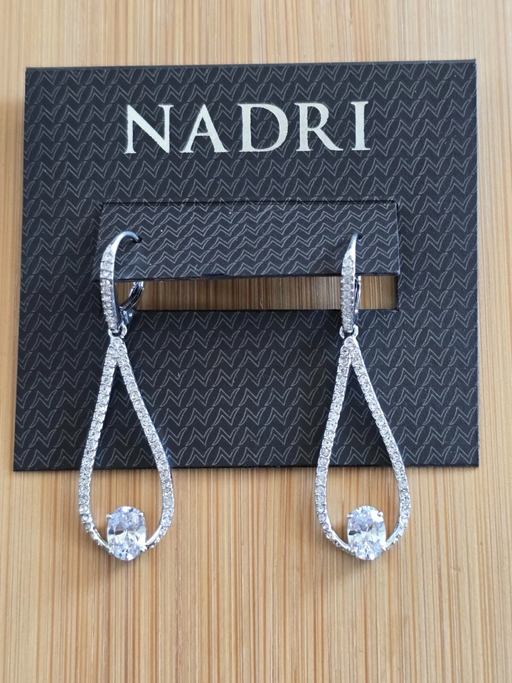 #23 Nadri CZ Post Dangle 耳环 MSRP $60 全新带标签 — 第 1/1 张图片