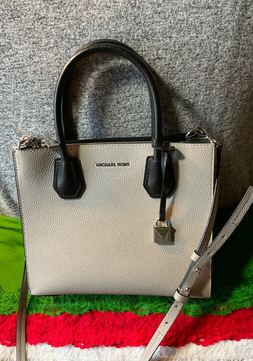 Michael Kors ショルダーバッグ ホワイト バッグ & ハンドバッグ Michael Kors ショルダーバッグ ホワイト バッグ & ハンドバッグ
