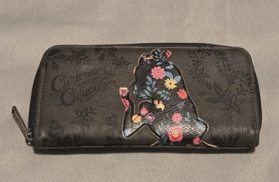 Cartera Disney Loungefly Alicia en el País de las Maravillas Curiosa y Curiosa Foto 1 de 4