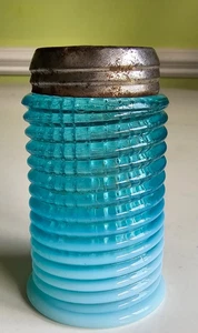 Victorian EAPG Glass Blue Opalescent Ribbed Spiral no911 Salt Pepper Shaker - Picture 1 of 24